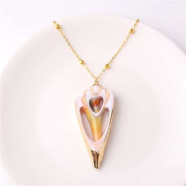Boho Conch Shells Pendant Necklace