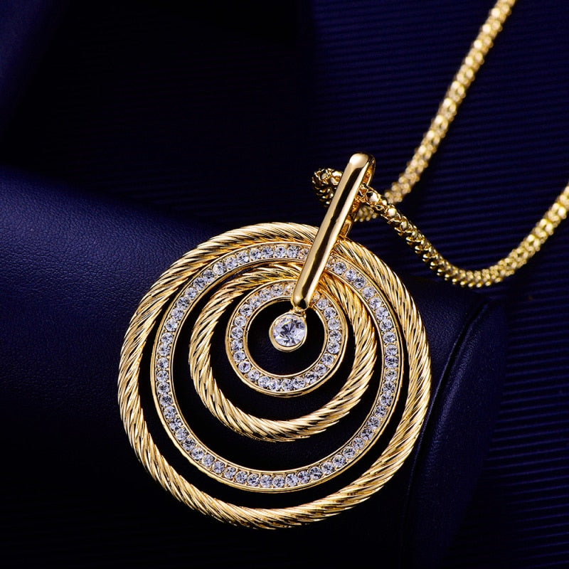 Fashion Design 4 Circles Big Pendant Necklace